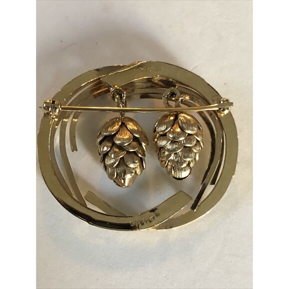 Vintage Rare 1/20 12K GF Brooch Fall Wreath With Dangle Pine Cones Brooch - Picture 8 of 8